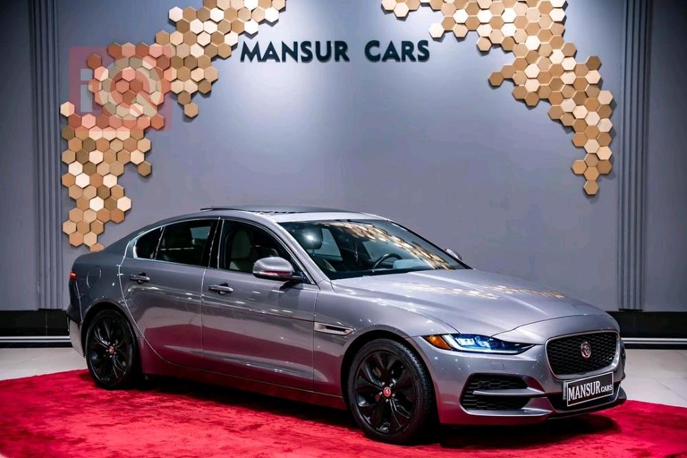 جاكوار XE